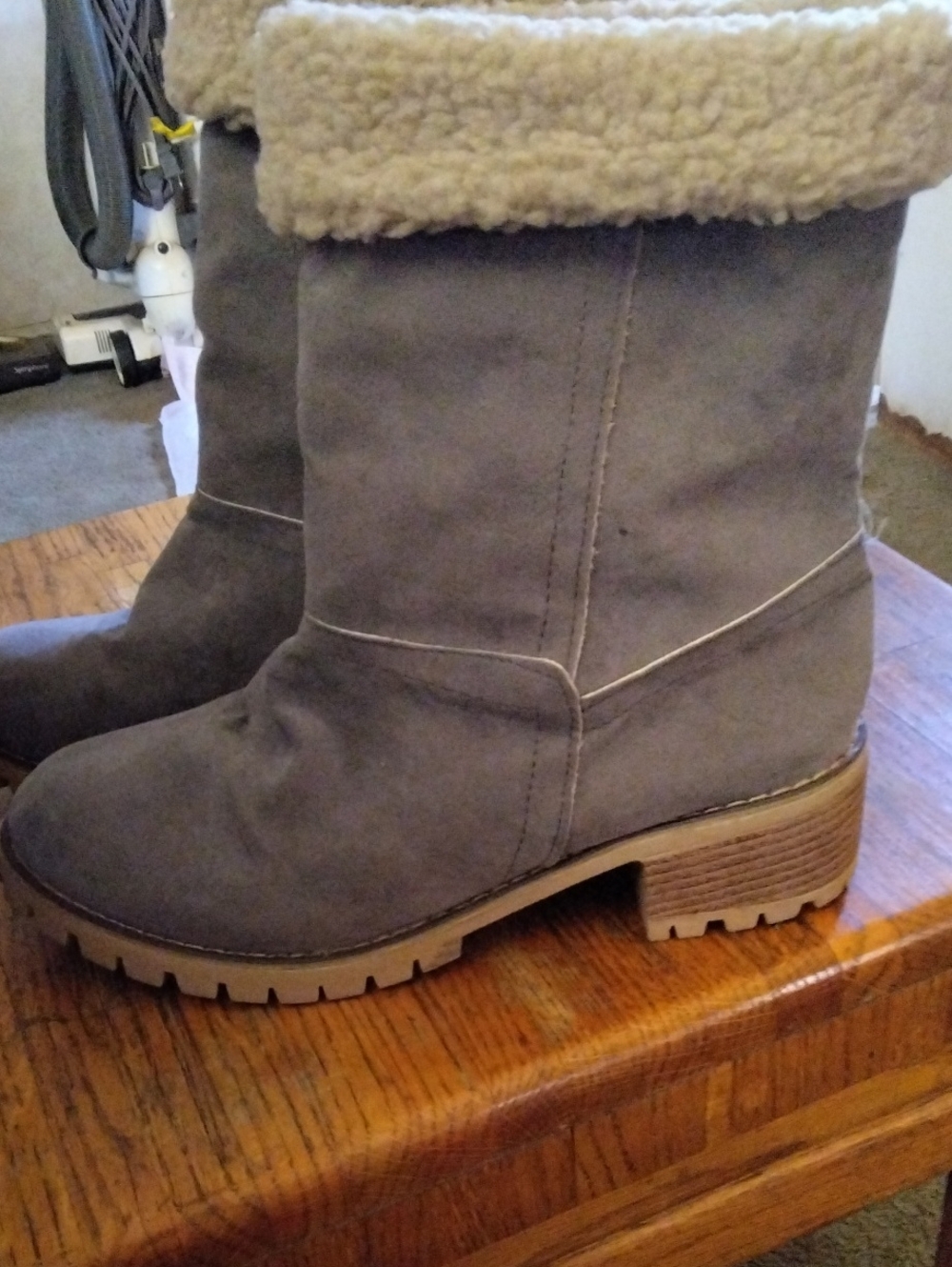 Roxy Gray Suede-Look Shearling-Trim Mid-Calf Winter Boots